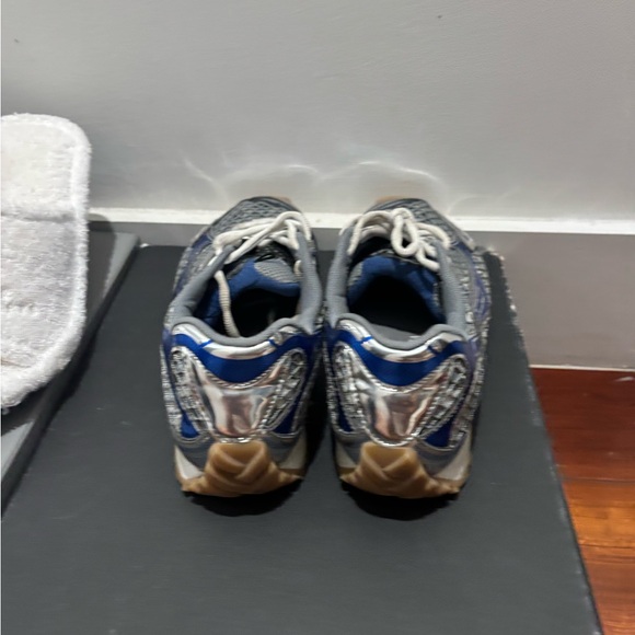 Bottega Veneta Silver and Blue Sneakers - Picture 3 of 5